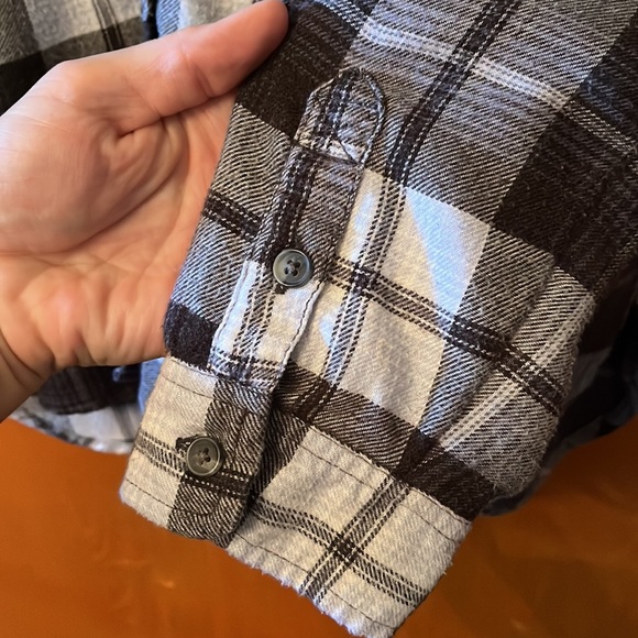 American Eagle 🦅 Amazingly Soft boyfriend fit plaid shirt size medium - Picture 11 of 11